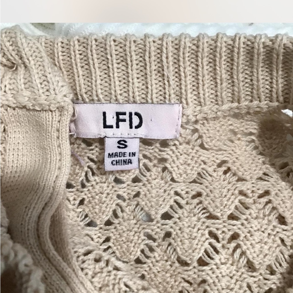 LFD Ruffled Cream Knit Top small - Picture 6 of 9